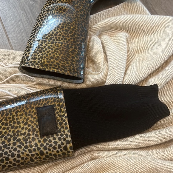 D&G animal print rain boots, Size 37 euro size. - Picture 4 of 9